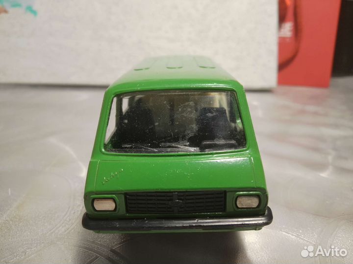 Раф 2203 СССР 1:43 мятный без штампа
