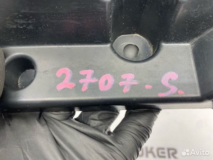 Кронштейн бампера задний левый Bmw X5 E70 N55B30