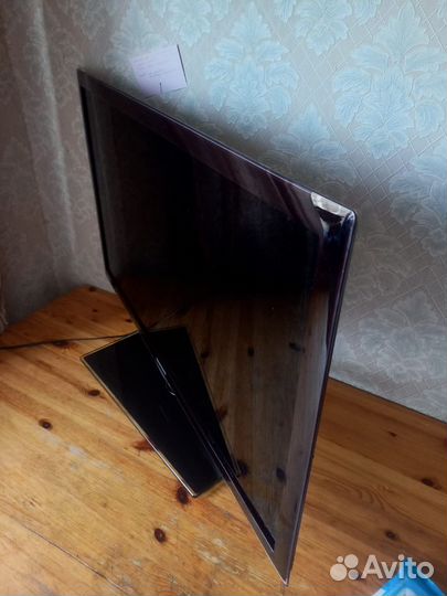 Телевизор samsung