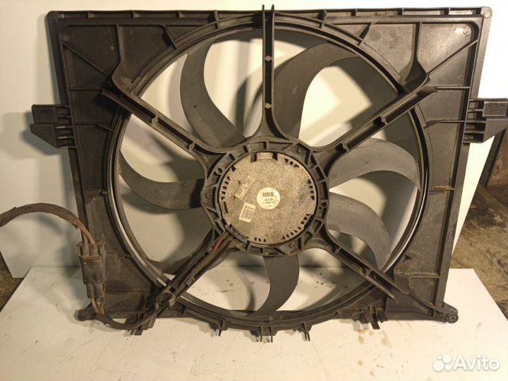 Вентилятор охлаждения двигателя Mercedes-Benz OM