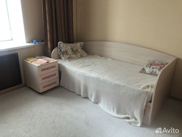 Комплект детской мебели для девочки