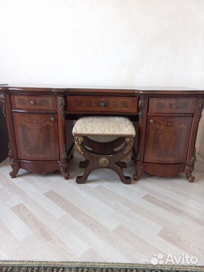 Туалетный столик бу