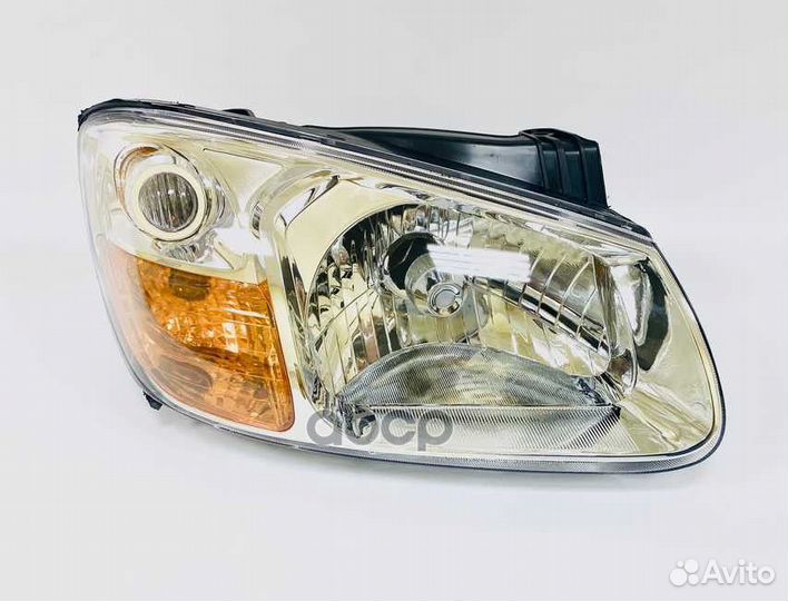 Фара U0521024R Ukor Auto