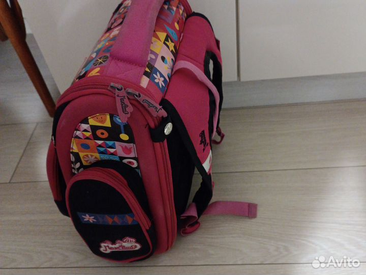 Портфель школьный для девочки