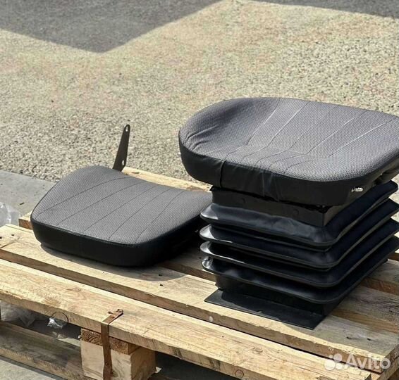 Сиденье 80В-6800000 мтз в сборе