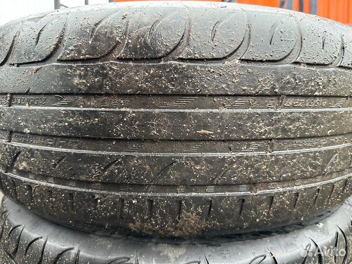 Kormoran Ultra High Performance 215/50 R17
