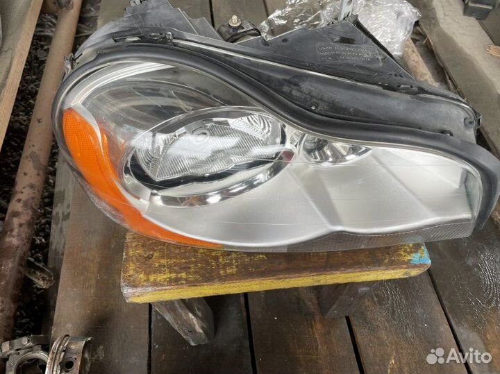 Фара правая Volvo Xc90 C 59 B5254T2 2005/12