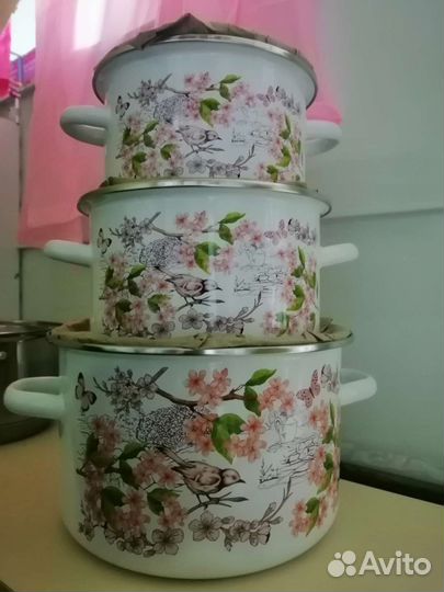 Наборы эмалированных кастрюль