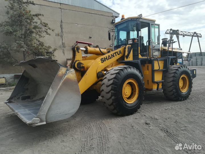 Фронтальный погрузчик Shantui SL50W, 2011