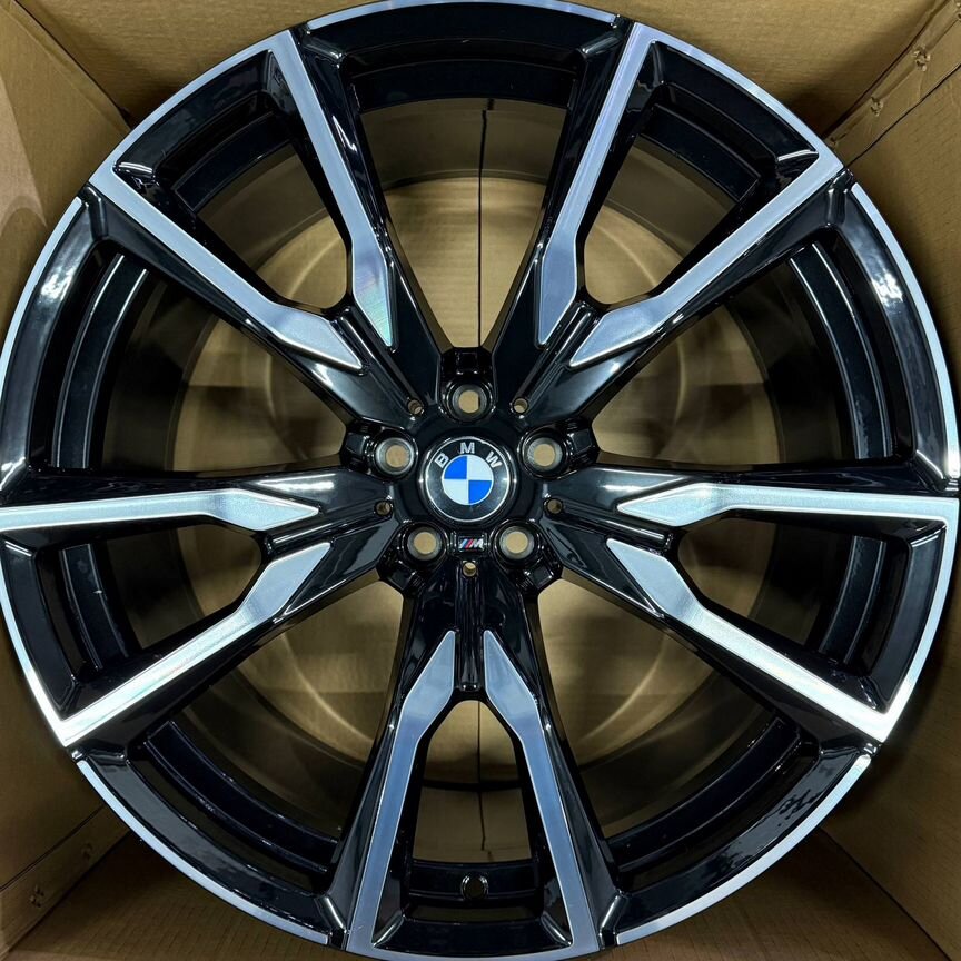 Литые диски BMW 9.5×R22 5×112