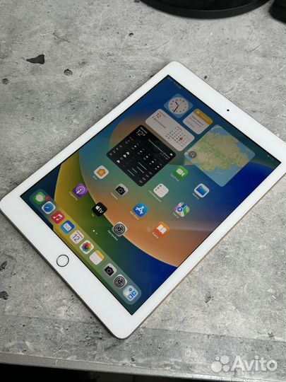 iPad 6 (32Gb Wifi