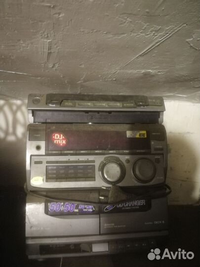 Музыкальный центр sony