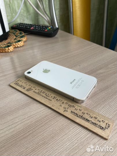 iPhone 4S, 16 ГБ
