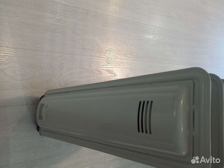 Масляный обогреватель delonghi