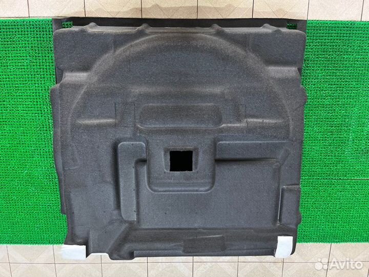 Обшивка багажника Mercedes-Benz M-class