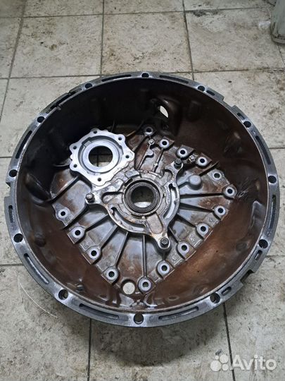 Картер сцепления renault volvo