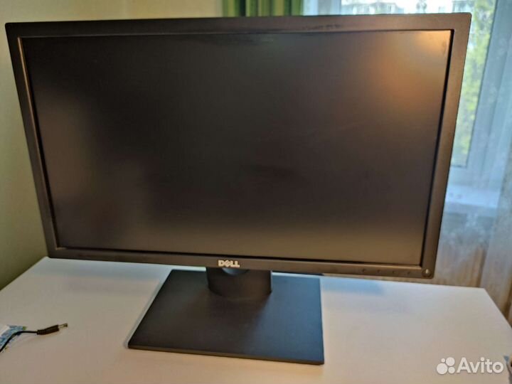 Монитор Dell E2218HN