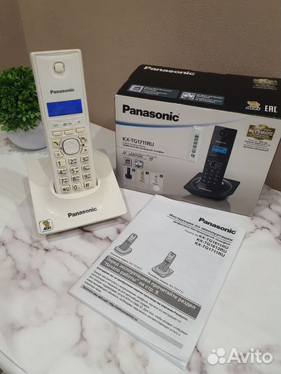 Беспроводной телефон Panasonic KX-TG1711RU