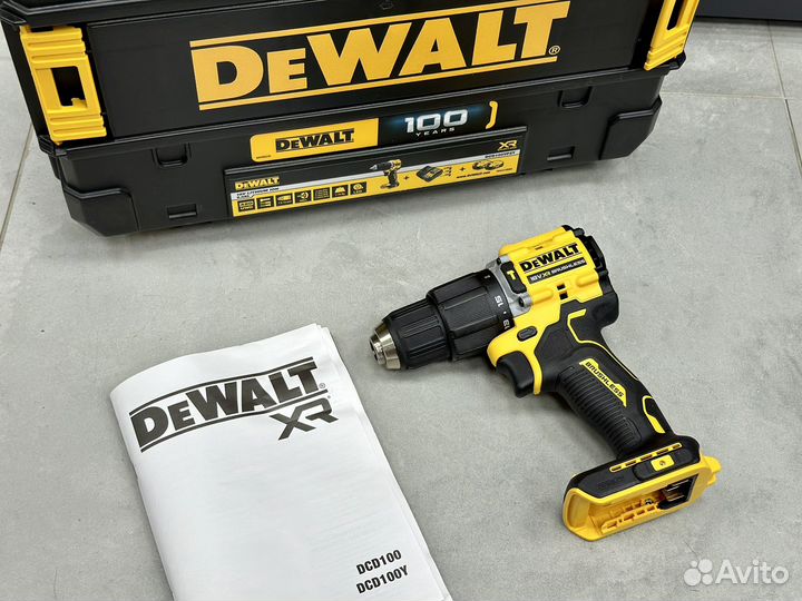 Аккумуляторный шуруповерт DeWalt DCD100Y в кейсе