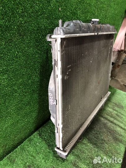 Радиатор двигателя / радиатор основной Nissan