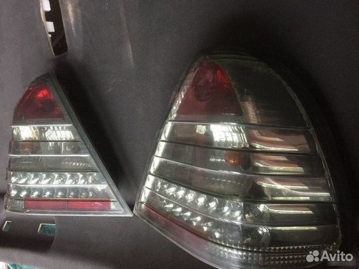 Фонари задние Mercedes-Benz C-Class W202