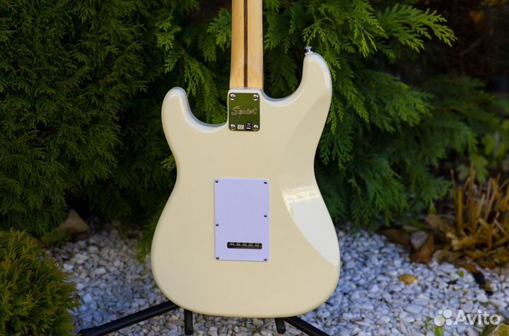 Fender Squier Affinity Stratocaster Olympic White