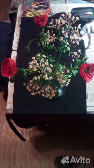 Маки из биссера