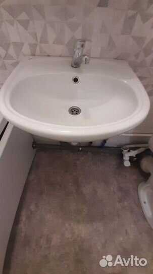 Раковина со шкафом бу
