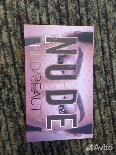 Тени для век