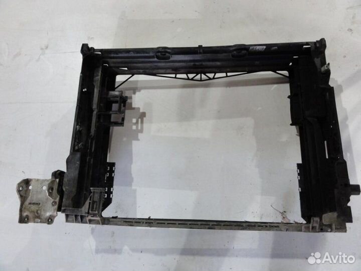 Рамка радиаторов (кассета радиаторов) Bmw 7 Серия