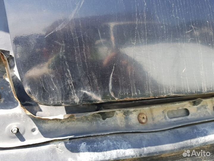 Крышка багажника Volkswagen Golf 4