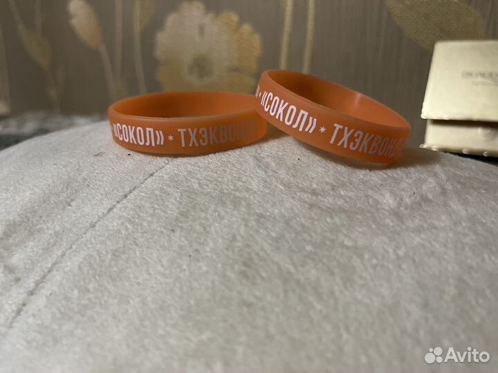 Силиконовый браслет