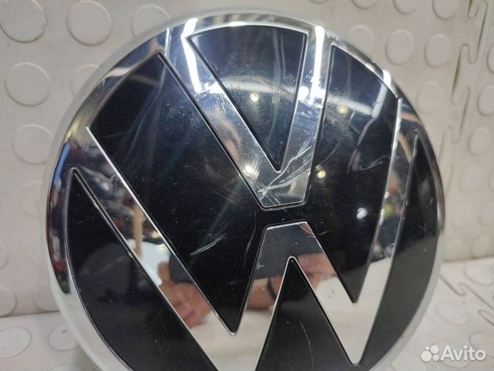 Эмблема передняя Volkswagen Polo MK6 2020