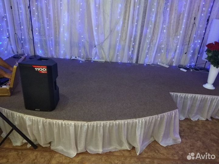 Сцена подиум