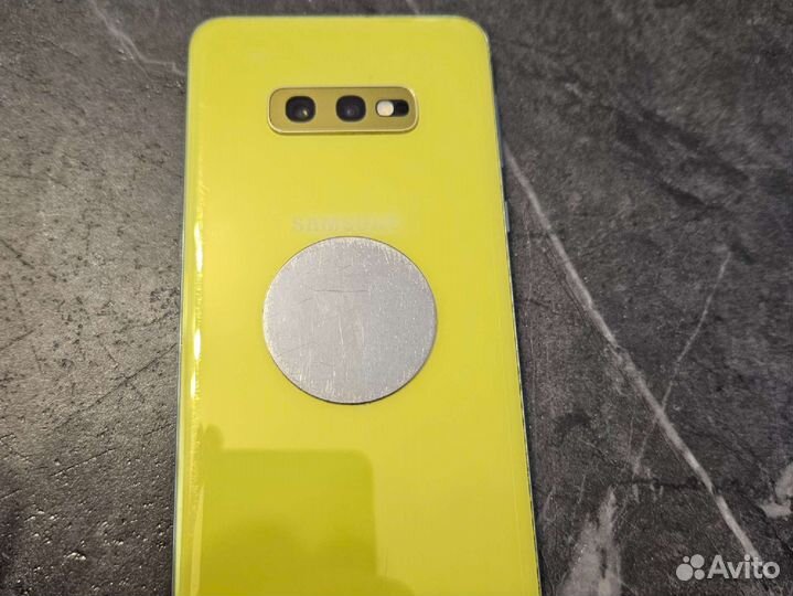 Samsung Galaxy S10, 6/128 ГБ