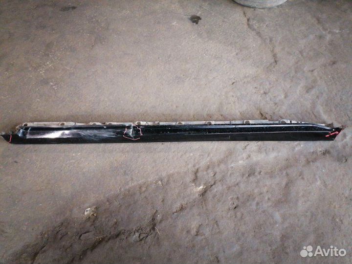 Обвес боковой левый Toyota Wish ZGE20G 2010