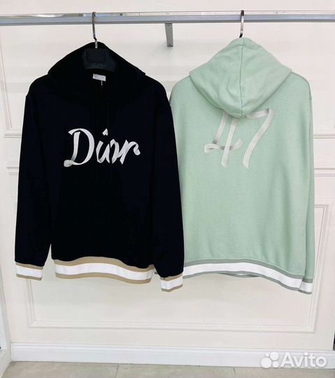 Топовая одежда оптом с фабрик