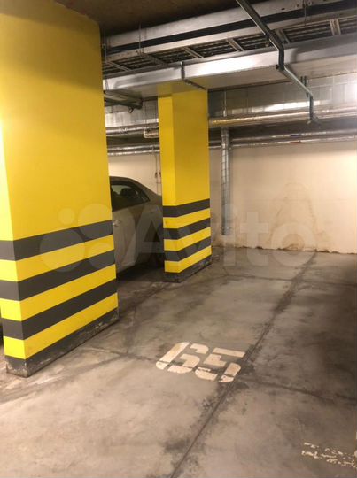 Машиноместо, 13 м²