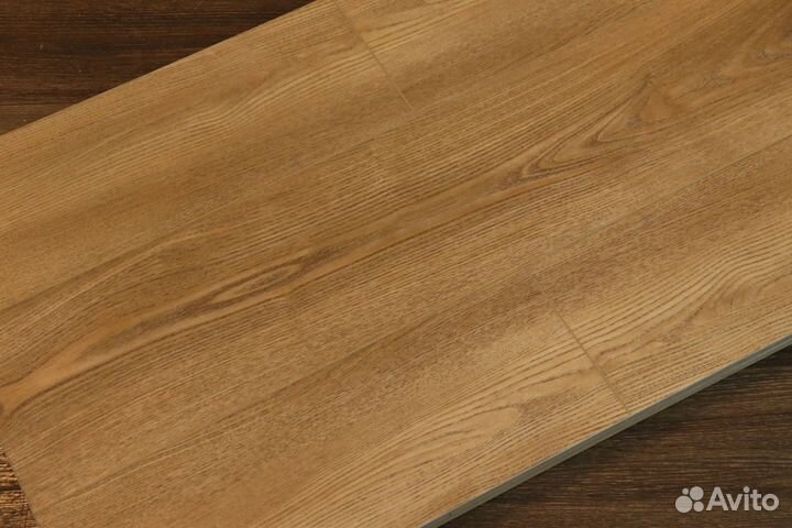 Кварцвиниловая плитка клеевая