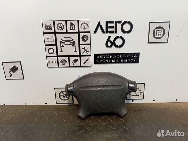 Подушка безопасности в рулевое колесо Mazda 626 GE