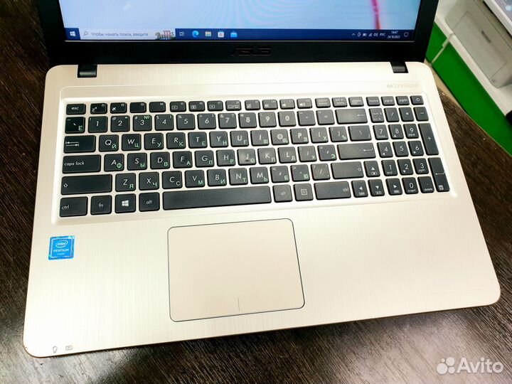 Ноутбук asus в отличном