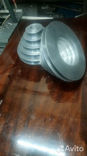 Шкивы, втулки и др