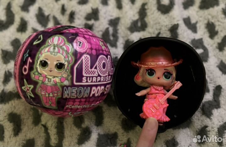 Кукла L.O.L Neon Pop Stars