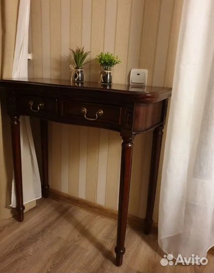 Консольный столик MSU.65