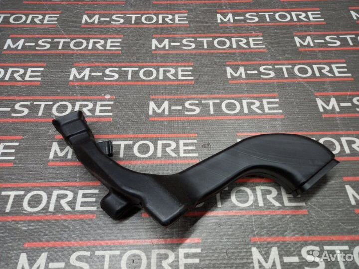 Воздуховод печки передний правый Mercedes-Benz