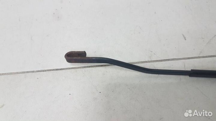 Поводок стеклоочистителя передний правый SsangYong