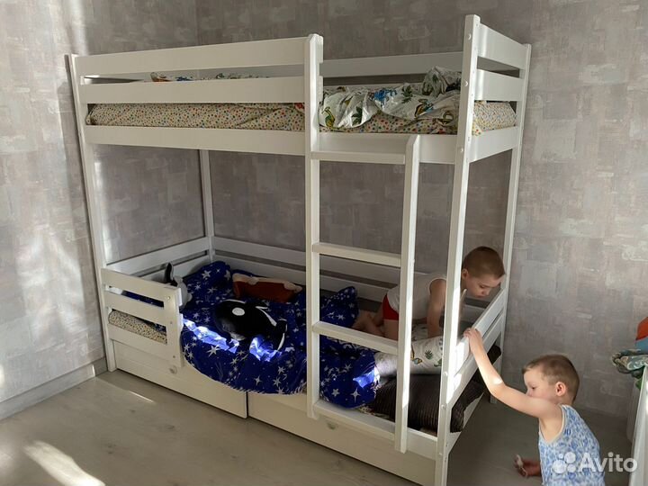 Двухъярусная кровать массив березы