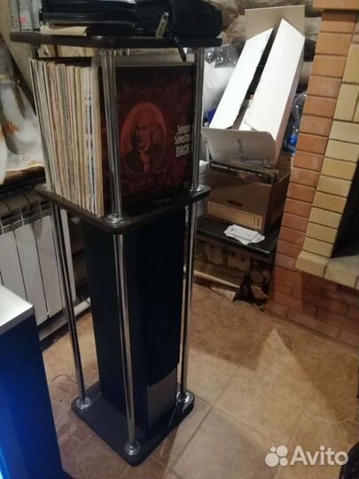 Стойки под акустику и винил