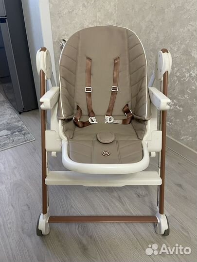 Детский стульчик для кормления happy baby berny V2