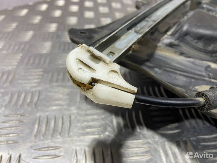 Стеклоподъемник Mazda 3 BL